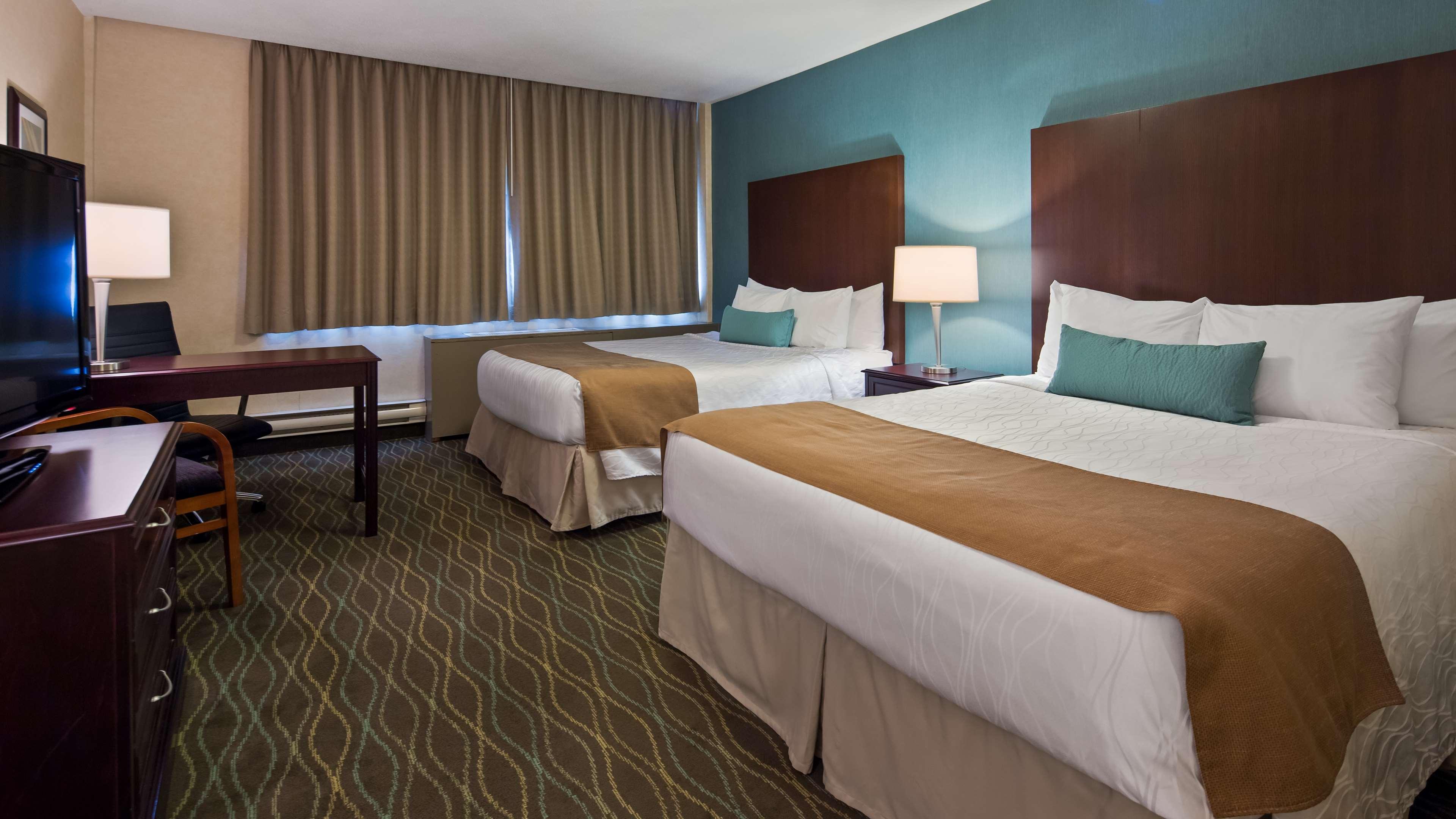 Best Western Plus Durham Hotel & Conference Centre Ошауа Екстериор снимка