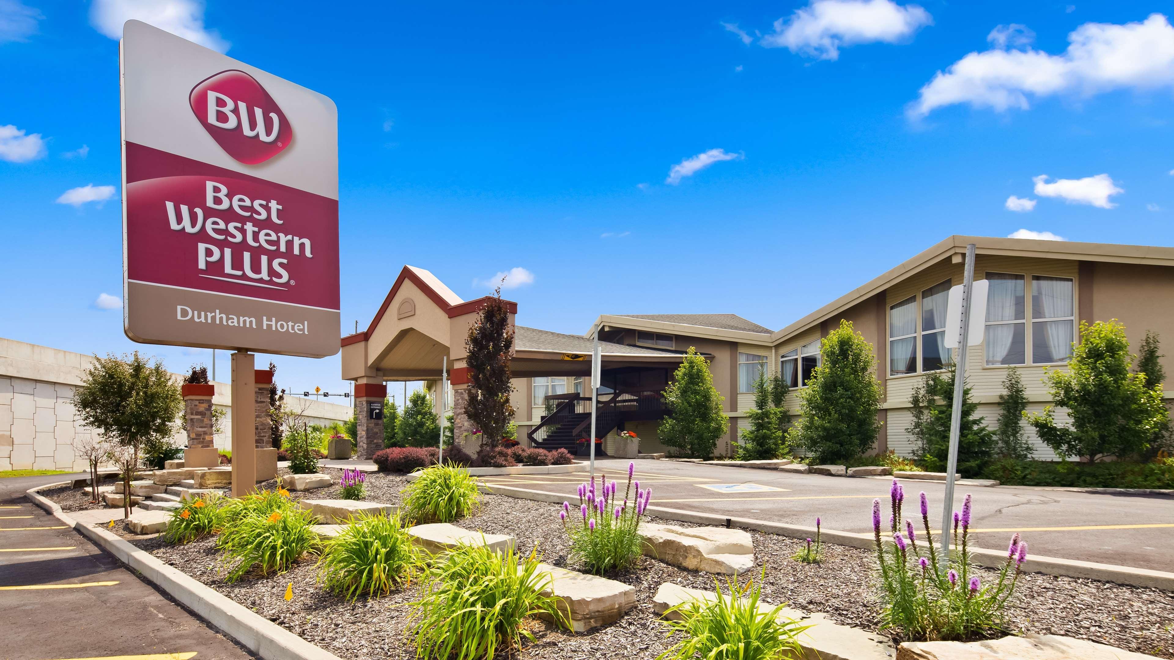 Best Western Plus Durham Hotel & Conference Centre Ошауа Екстериор снимка