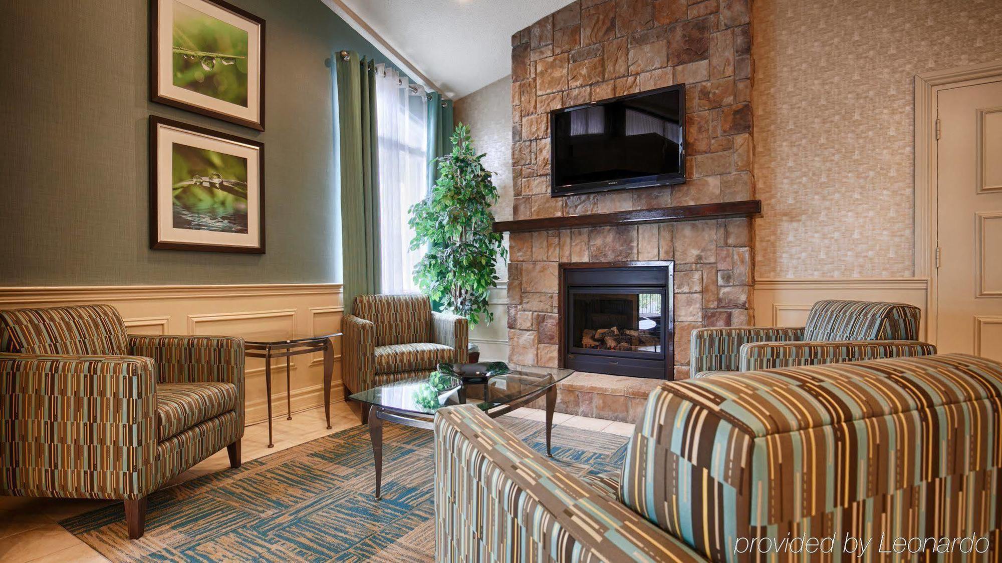Best Western Plus Durham Hotel & Conference Centre Ошауа Екстериор снимка